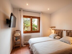 4 chambres, Wi-Fi gratuit, draps fournis