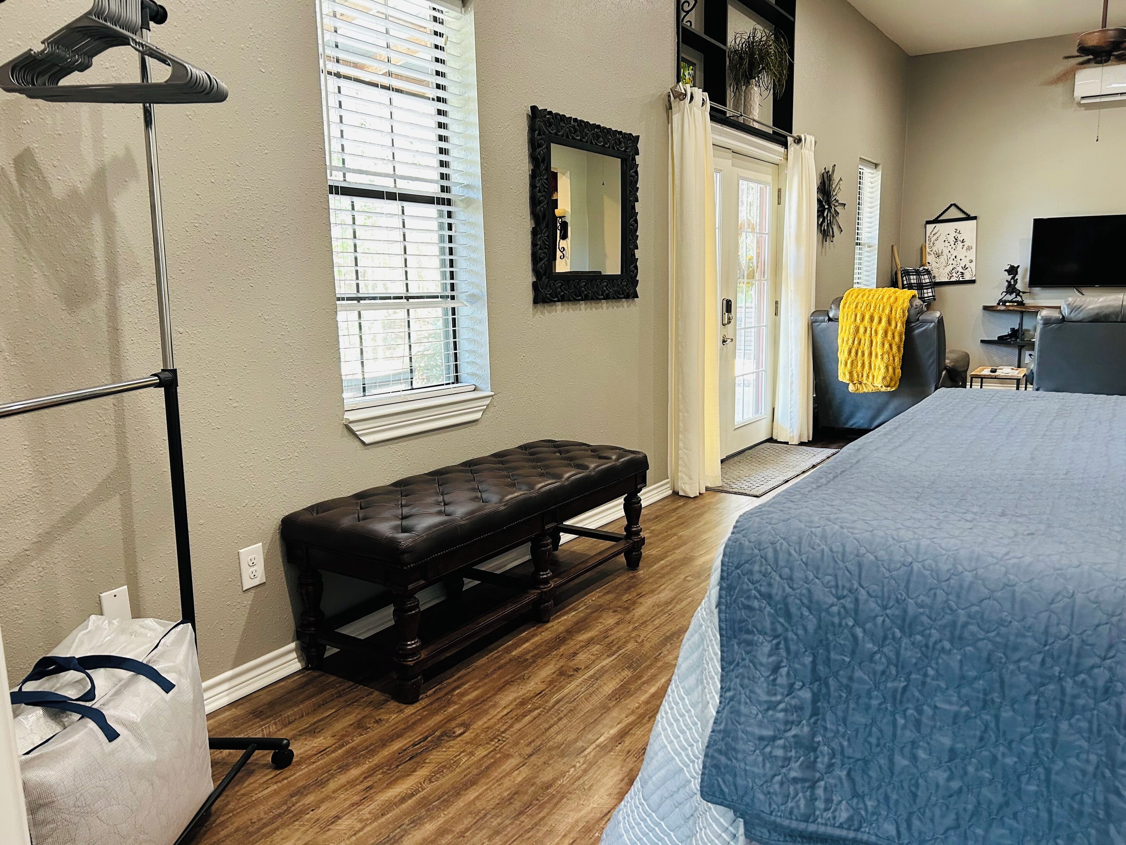 1 chambre, fer et planche à repasser, Wi-Fi, draps fournis