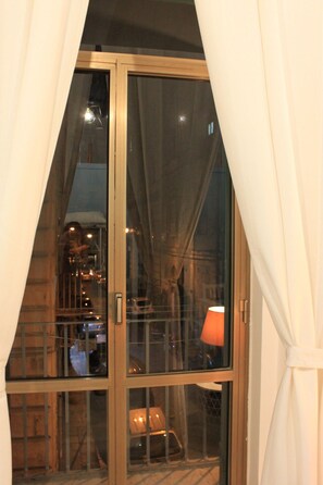 Niet-geclassificeerde afbeelding, 3 van 27, knop