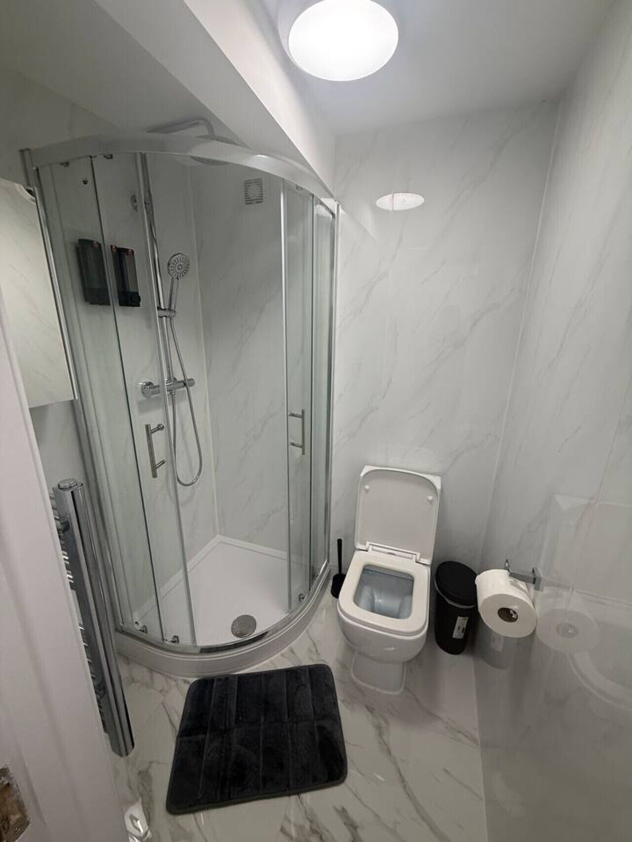 Hair dryer, towels