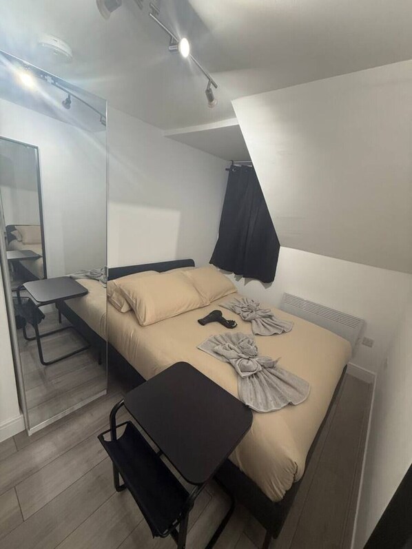 1 chambre, Wi-Fi, draps fournis