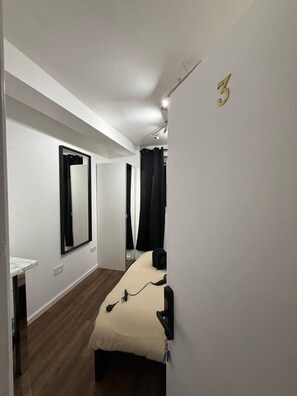 1 bedroom, iron/ironing board, WiFi, bed sheets - London Room in Balham & Clapham (Greater London)