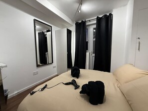 1 bedroom, iron/ironing board, WiFi, bed sheets - London Room in Balham & Clapham (Greater London)