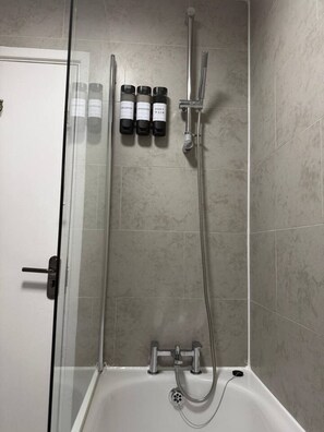 Hair dryer