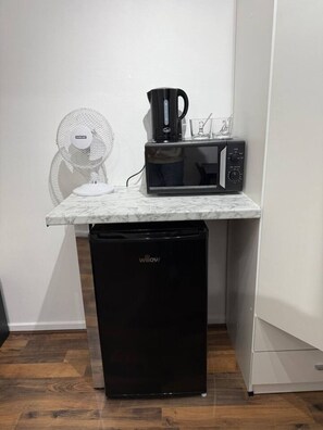 Interior - London Clapham Room - Local (Greater London)