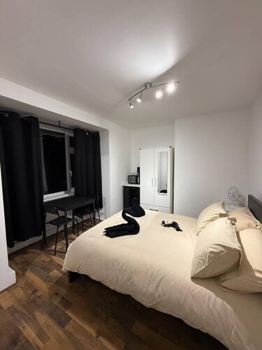 Clapham South London Room