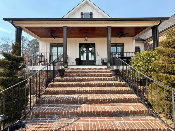 Immagine non classificata, 1 di 27, pulsante