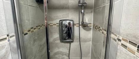 Hair dryer