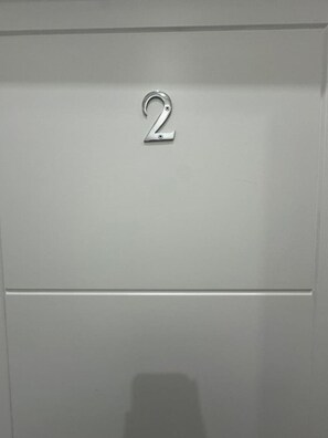 Interior - Battersea Park nearby (Greater London)