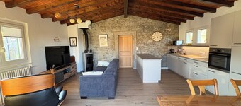 Charming accommodation 5 minutes from the lake