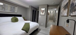 Strykjärn/strykbräda, wi-fi, sängkläder och rullstolsanpassning