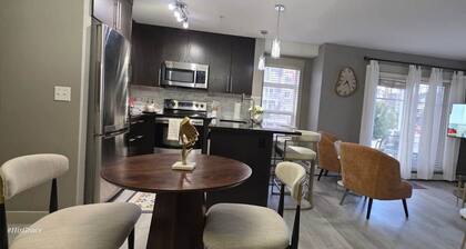 SkyHaven Urban Condo near YYC Airport