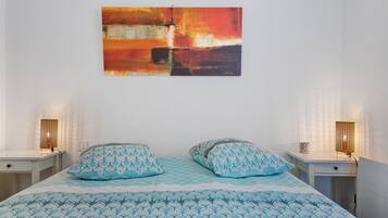 Strykejern/-brett, wi-fi og sengetøy