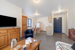 Living area - Comfortable, Cozy Apartment in Camaret (Camaret-sur-Mer)