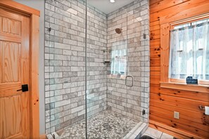 Shower, hair dryer, towels - Jolly Acres | Hocking Hills, Luxury Cabin, Hot Tub (Logan)