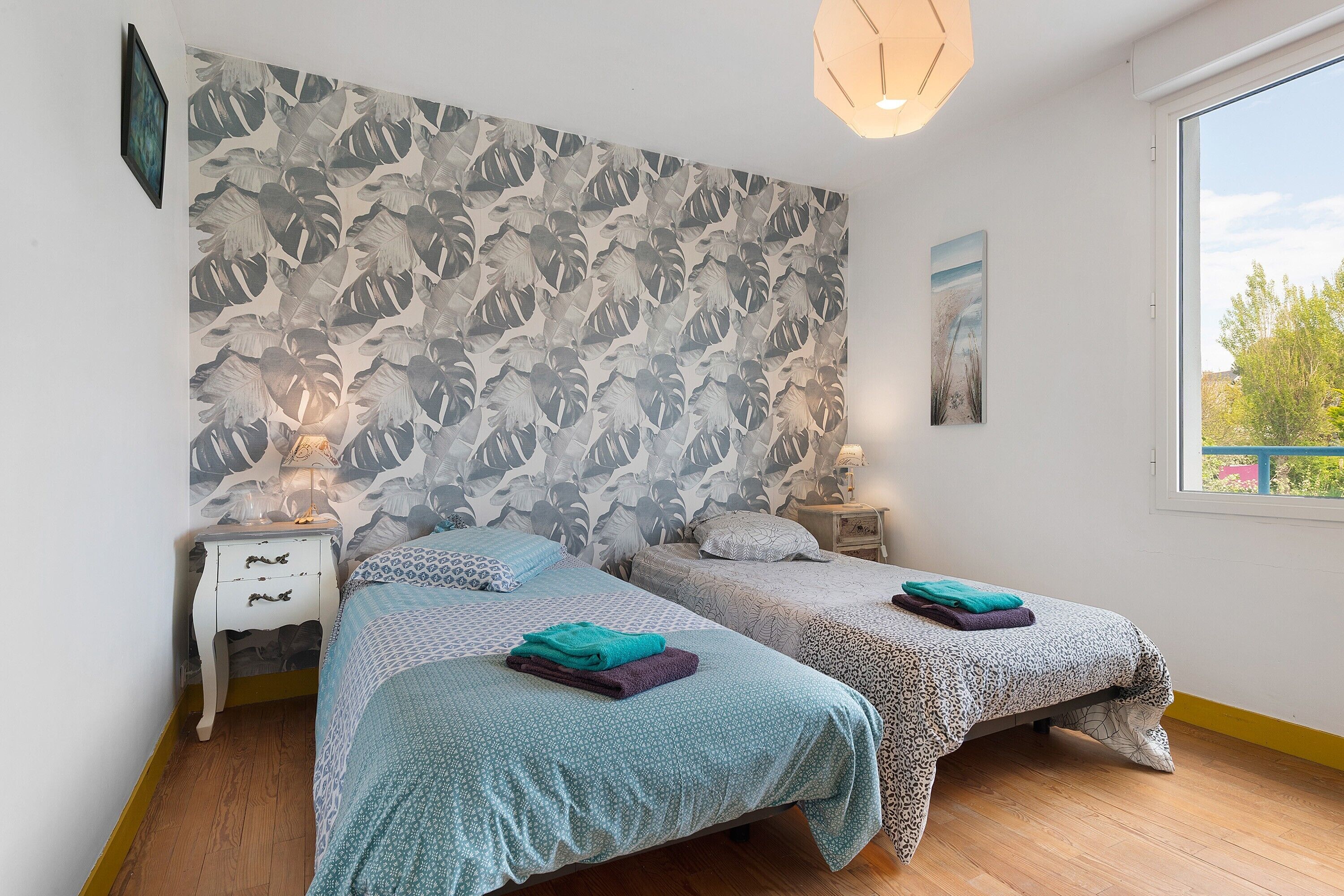 3 chambres, fer et planche à repasser, draps fournis
