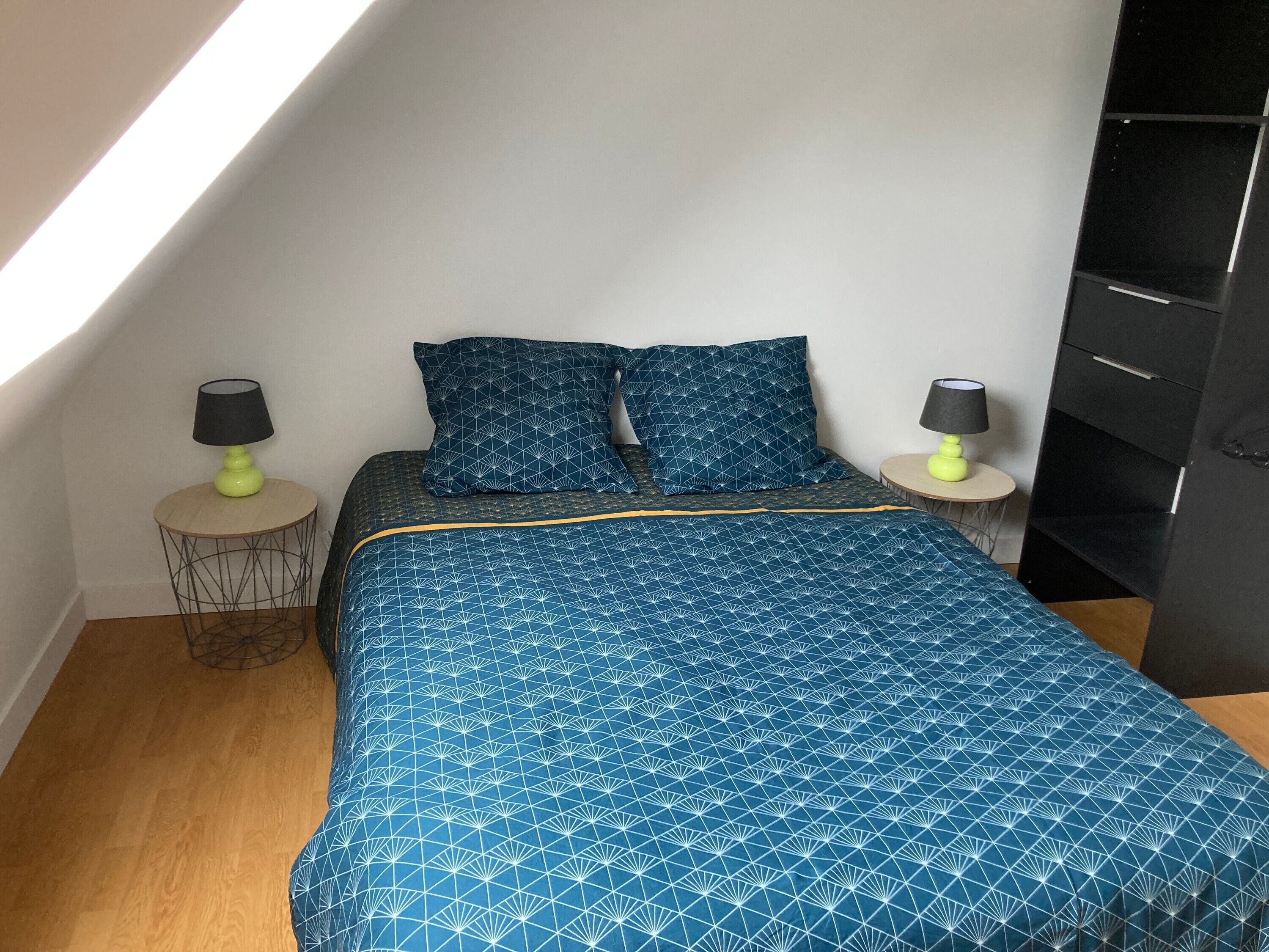 Strygejern/strygebræt, Wi-Fi, sengetøj