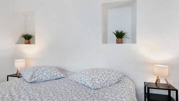 Bügeleisen/Bügelbrett, WLAN, Bettwäsche