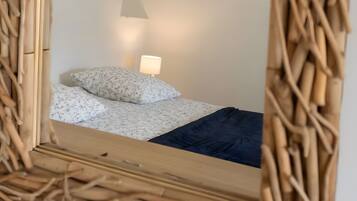 Fer et planche Ă repasser, Wi-Fi, draps fournis