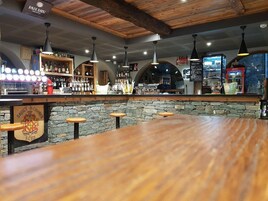 Bar (en la propiedad)