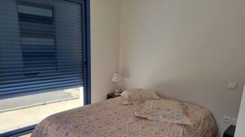 Strygejern/strygebræt, Wi-Fi, sengetøj