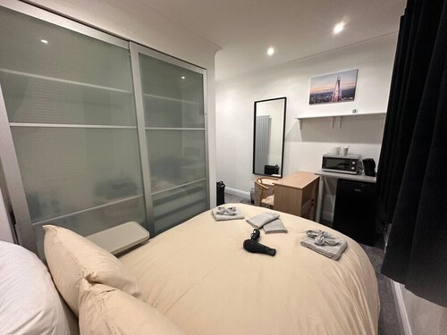 Shard View Room central London