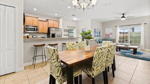 Dining - EV_8885 - 5 Bed 4 Bath Townhome with Access to Amazing Resort Amenities (Kissimmee)