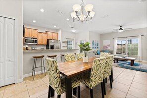 Dining - EV_8885 - 5 Bed 4 Bath Townhome with Access to Amazing Resort Amenities (Kissimmee)
