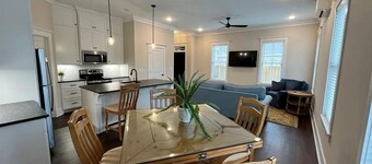 Serene 1-bedroom townhome with AC in North Augusta.