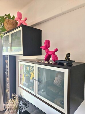 Interior - Digital Nomad Apartment. 10min walk to the sea and all amenities. (L'Escala)