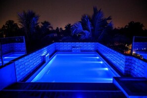 Nicht klassifiziertes Bild, 2 von 16, Schaltfläche