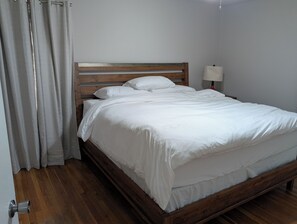 4 Schlafzimmer, Bügeleisen/Bügelbrett, Internetzugang, Bettwäsche