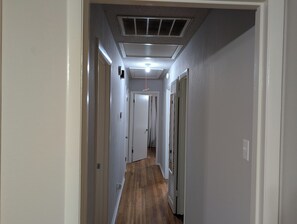 Interior - Spacious 4-bedroom house in delightful College Station close to Kyle Field (College Station)