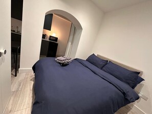 Iron/ironing board, WiFi, bed sheets - Flat in Central London near Oval (Greater London)