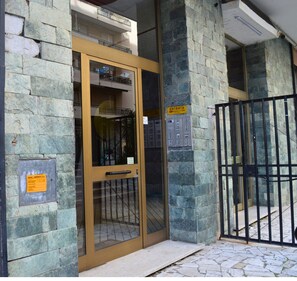 Exterior detail - Cozy apartment in Genoa's Pegli village, just steps from the beaches. (Genova)