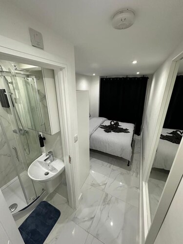 Room in Euston Central London