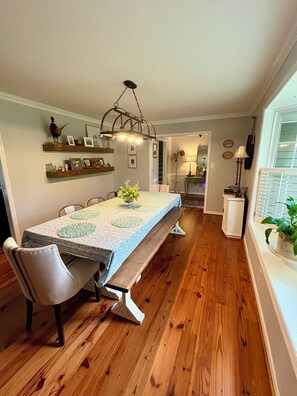 Dining - Masters Rental 3.5 miles from the Augusta National (Martinez)