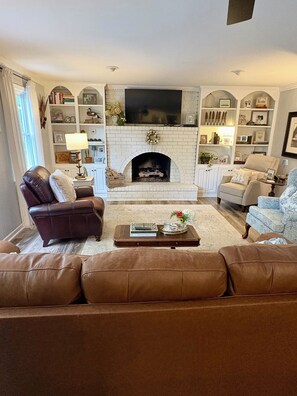 Smart TV, fireplace - Masters Rental 3.5 miles from the Augusta National (Martinez)