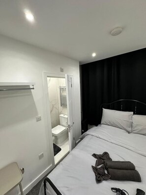 WiFi - City of London Room w/ bathroom (Greater London)