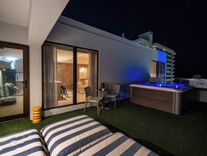 Oklassificerad bild, 3 av 35, knapp