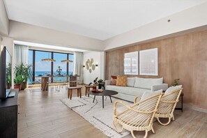 Unclassified image, 3 of 36, button - HiBird - 2 Bedroom Penthouse (San Juan)