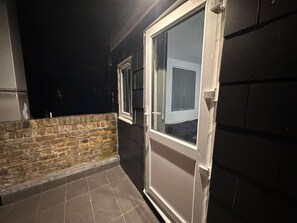 Property grounds - Oxford street minutes away ! (Greater London)