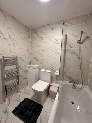 Hair dryer - Modern Central London Room Zone1 (Greater London)