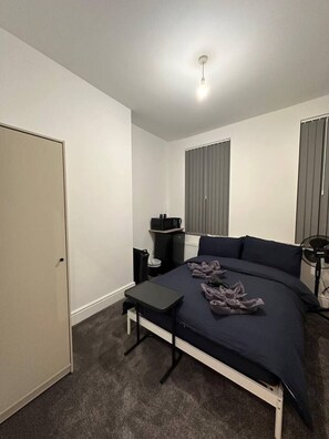 Interior - London Vauxhall/Victoria room (Greater London)