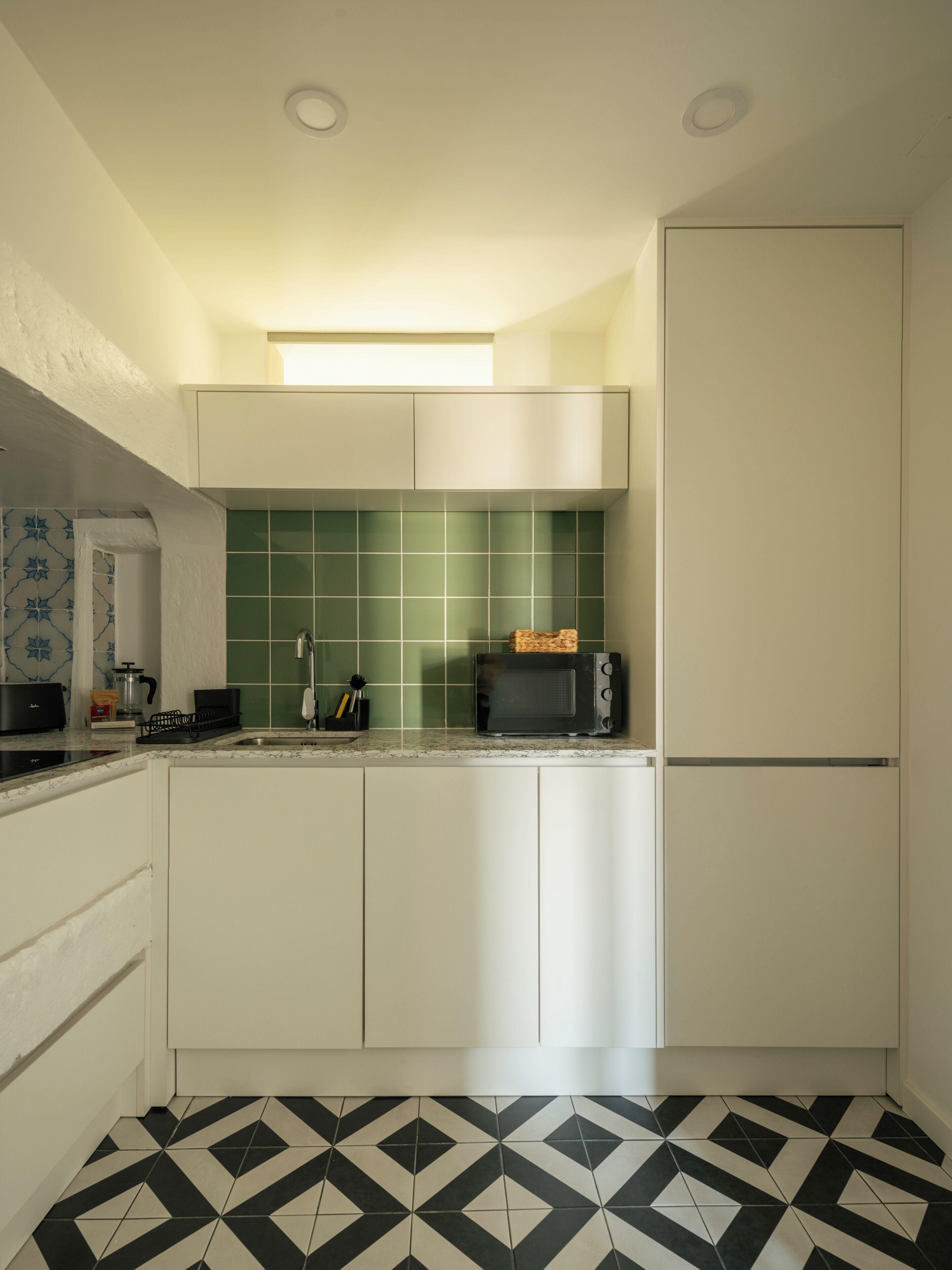 Superior Apartment, 1 Bedroom, City View | Private kitchen