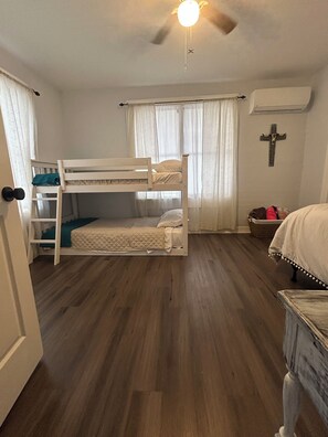 2 camere, Wi-Fi gratuito, lenzuola