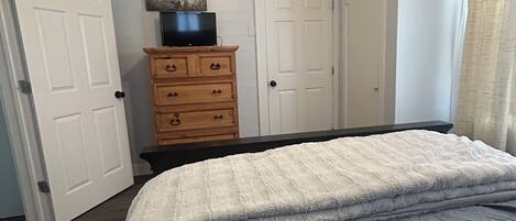 2 habitaciones, wifi gratis y ropa de cama