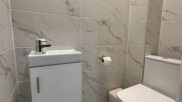 Hair dryer