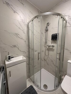 Hair dryer - Room in Central London Zone 1 (Greater London)