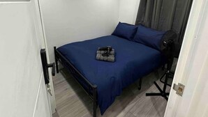 1 bedroom, iron/ironing board, WiFi, bed sheets - Nine Elms/US Embassy London Room (Greater London)